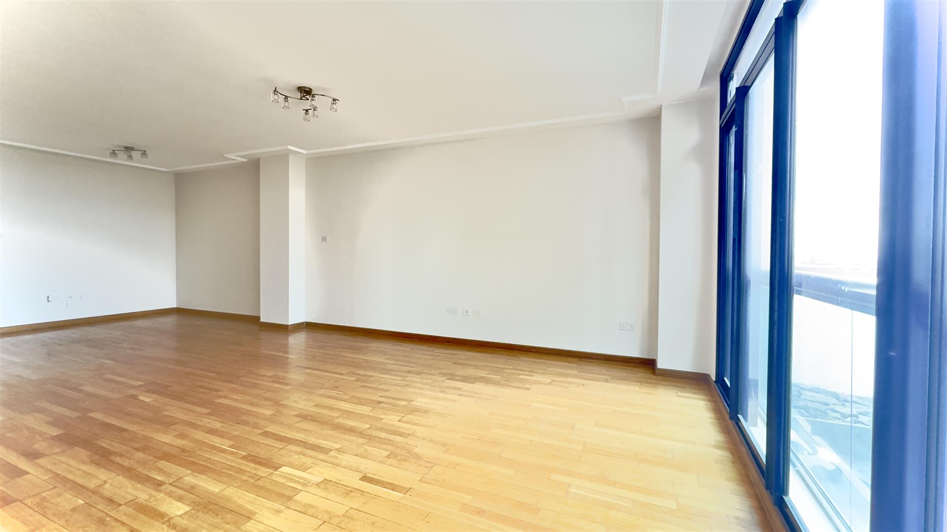 Image of Apartment - 4 Bedrooms - 2 Bathrooms for Sale in Europlaza-Gibraltar, Image 14